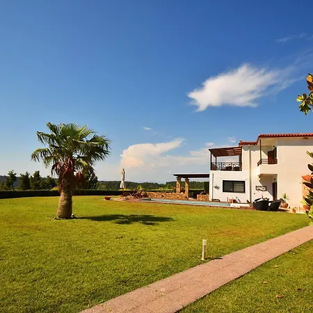 Nutsford Sea View Private Pool فيلة Elani