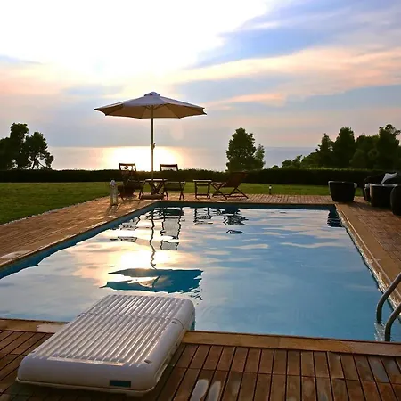 Villa Nutsford Sea View Private Pool *