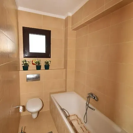 Nutsford Sea View Private Pool Villa *